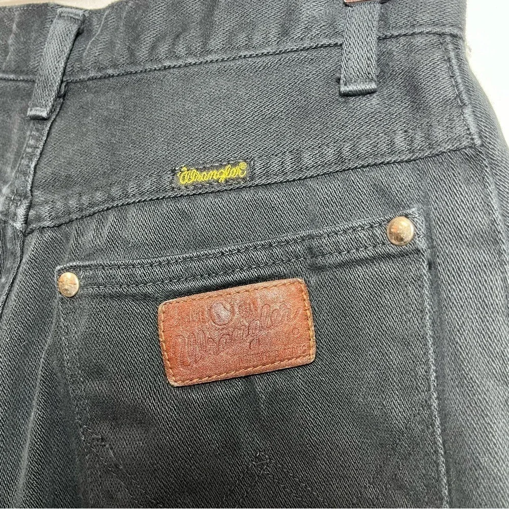 Vintage Lady Wrangler Black High Waisted Jeans 28/4 Straight Leg Western USA - Picture 9 of 15